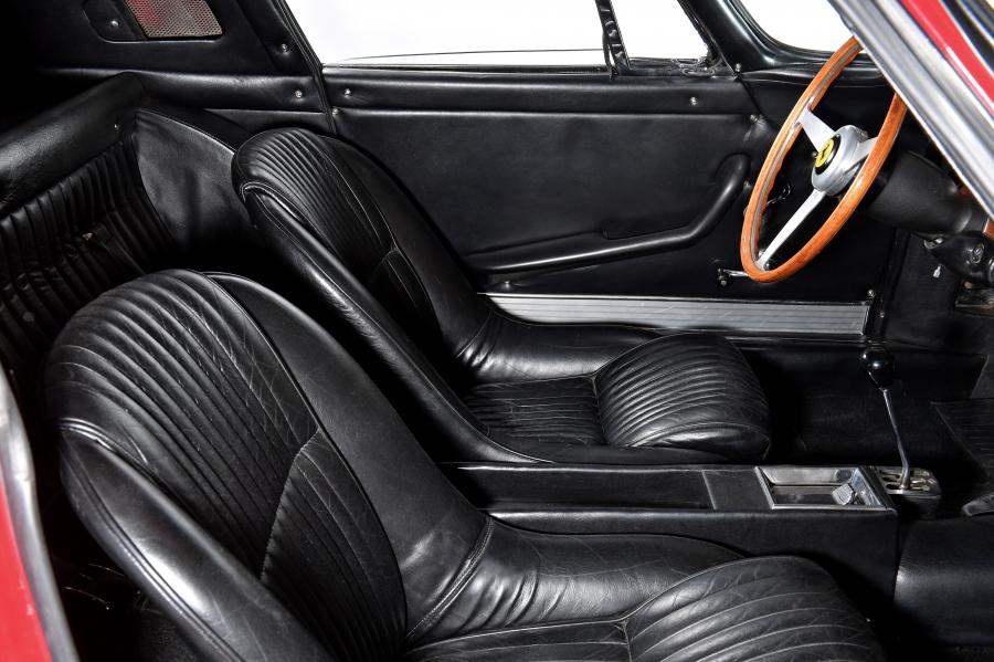 Интерьер Ferrari 275 GTB 6C Lega 1965 года  (фото 14 из 54)